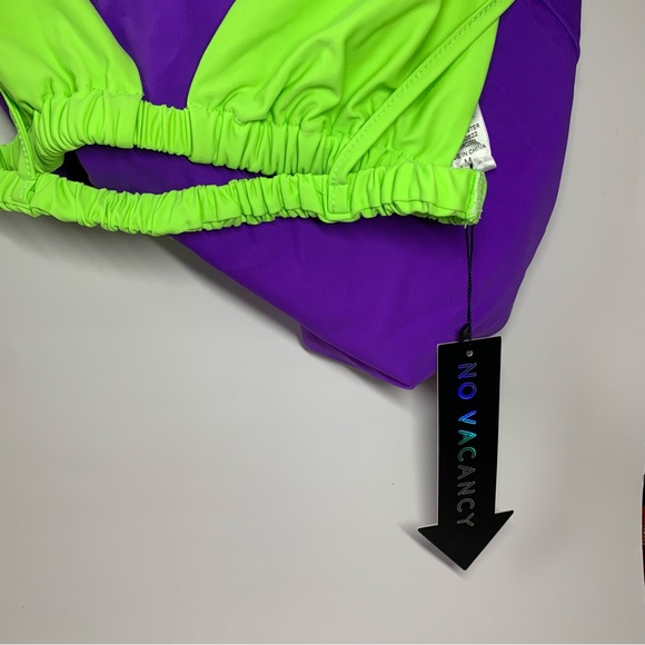 Grape Overwhelm The Senses
Skirt Set BNWT SIZE MEDIUM - Picture 6 of 13